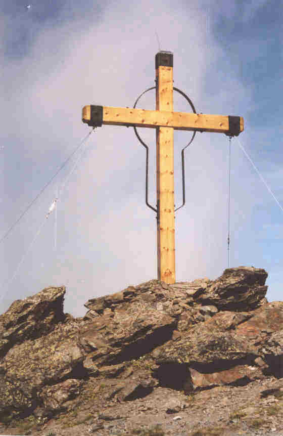 Gipfelkreuz der Wilden R�tesspitze